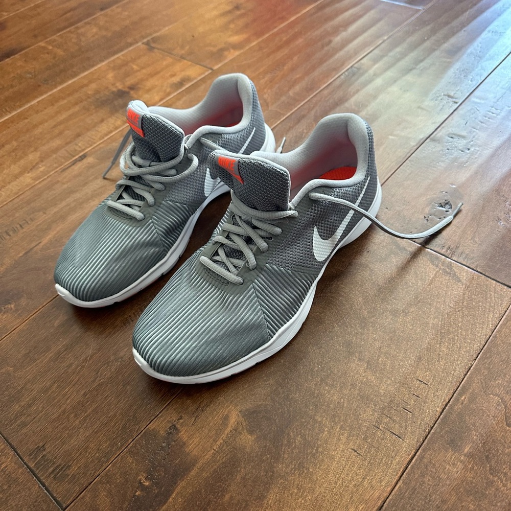 Nike Training Flex Bijoux women’s brand new sneakers - size 10